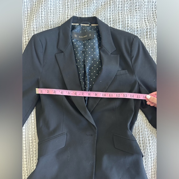 Zara Fitted Blazer in Black - Picture 6 of 16